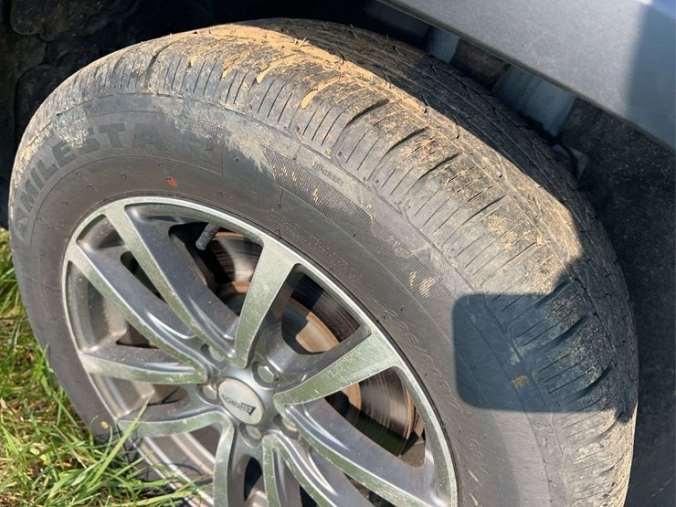 2014-jeep-cherokee-image-19