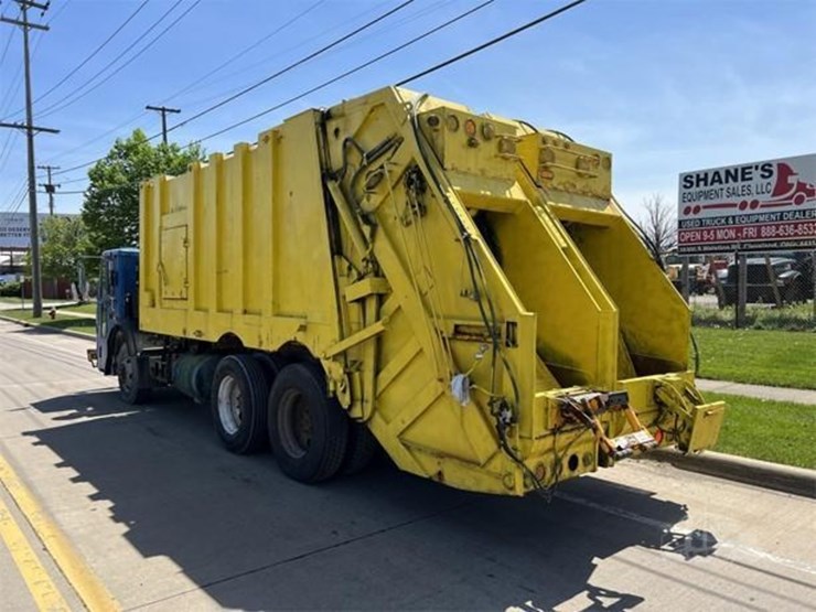 2009-mack-leu613-image-7