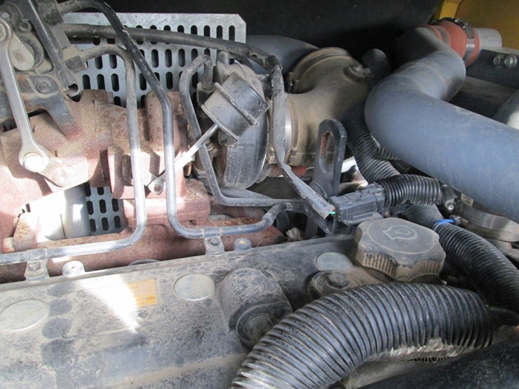 2013-deere-tires-image-18