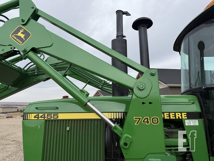 john-deere-4455-image-17