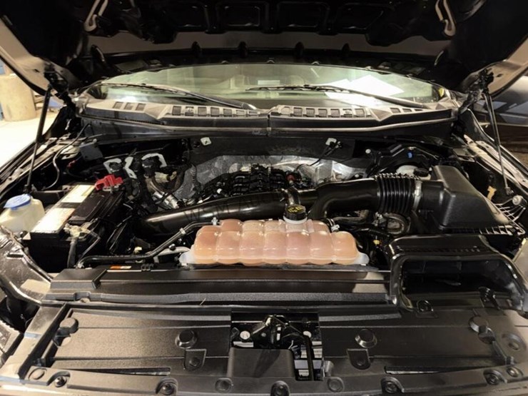 2020-ford-f150-image-14