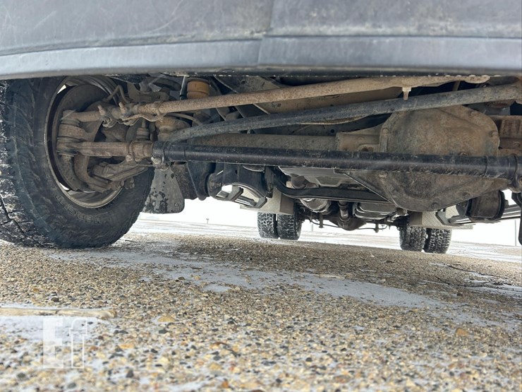 2016-ford-f350-xlt-image-29