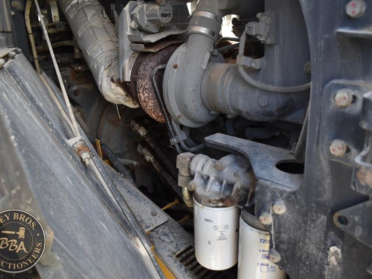 2015-kawasaki-95z7-image-31