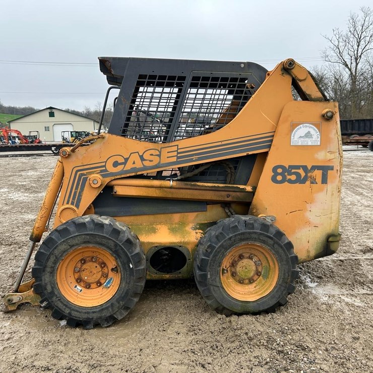 CASE 85 XT