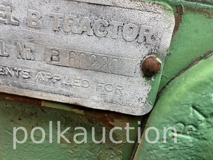 john-deere-b-image-3