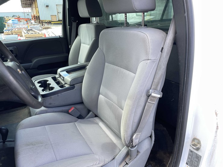 2015-chevrolet-1500-image-60