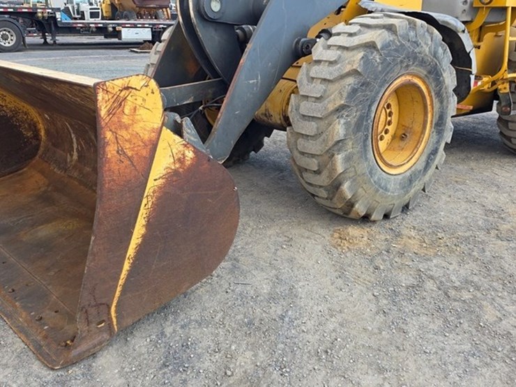 2006-deere-544j-image-6