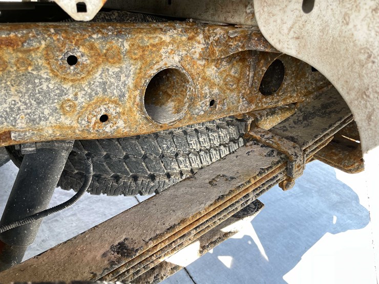 2015-chevrolet-1500-image-27