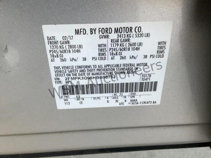 2017-ford-edge-se-image-15