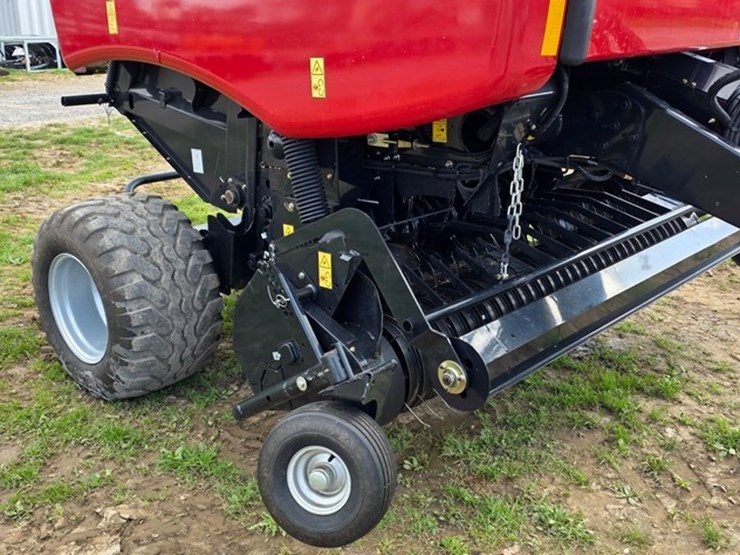 2023-case-ih-rb455-image-7