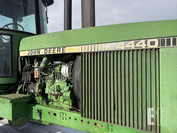 john-deere-4440-image-30