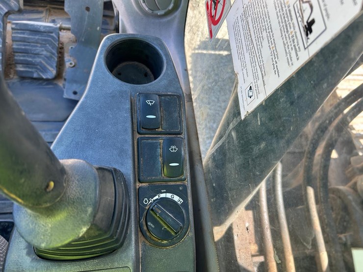 volvo-ec210cl-image-25