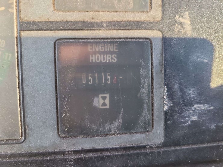 case-ih-5130-image-30