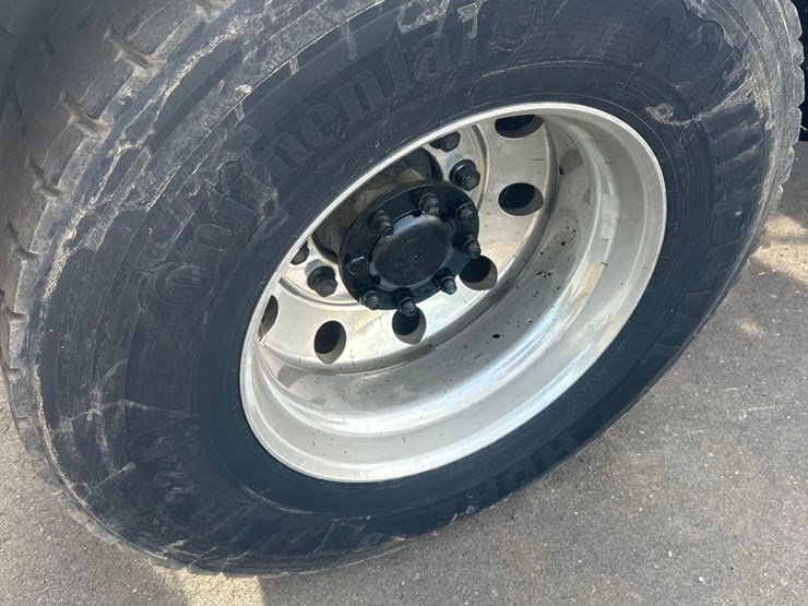 2006-international-durastar-4400-image-13