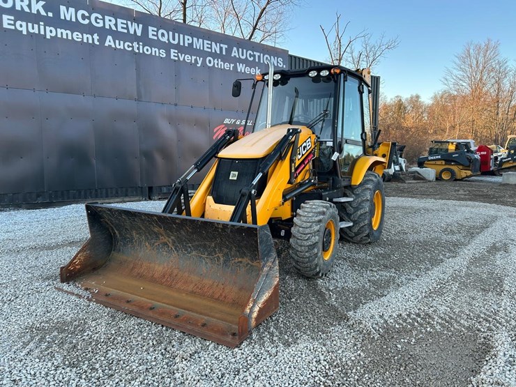 2021-jcb-3cx-image-7