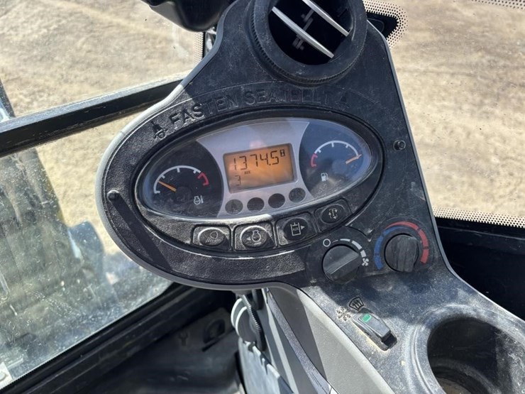 2020-bobcat-e26-image-34