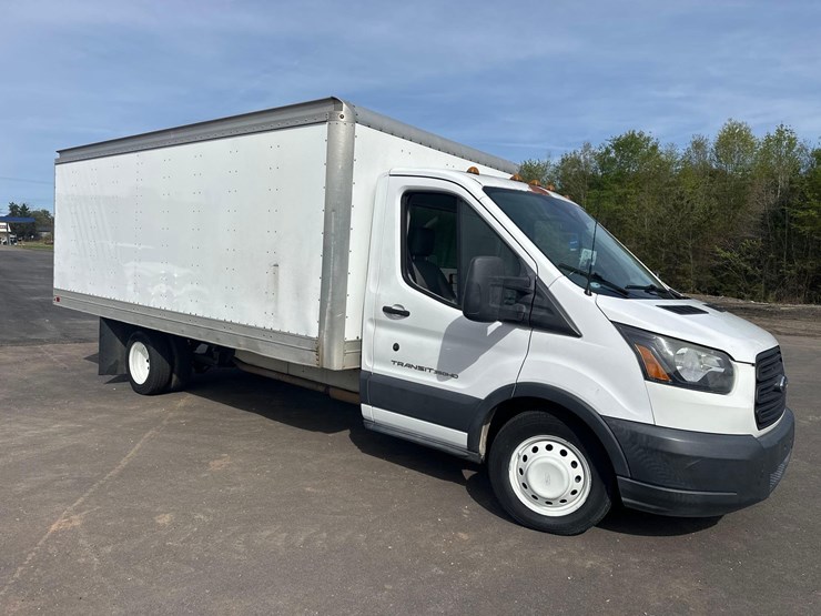 2015-ford-transit-image-3