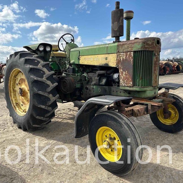 JOHN DEERE 730