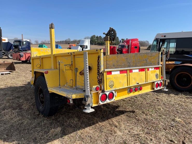 #203-•-sauber-single-axle-utility-trailer-(no-title)-image-8