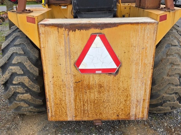 1990-case-480f-image-18