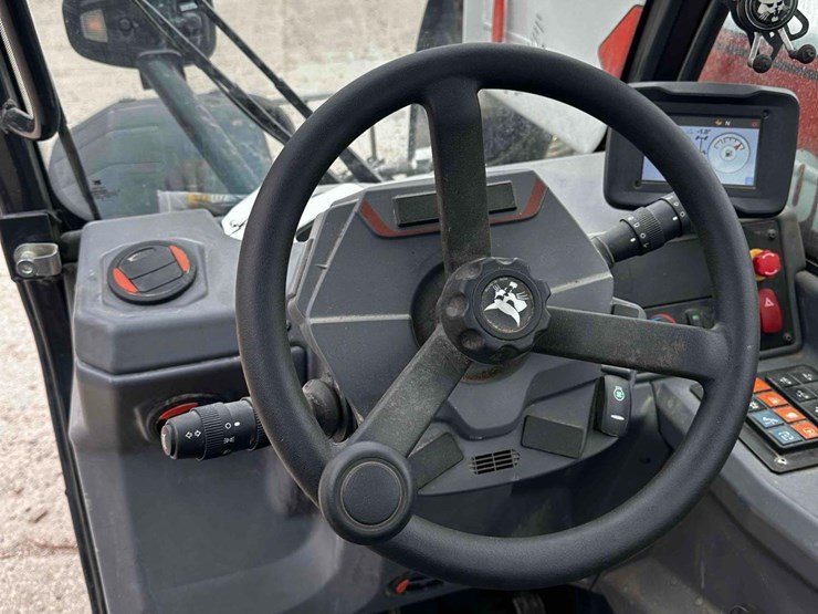 2022-bobcat-tl619-image-16