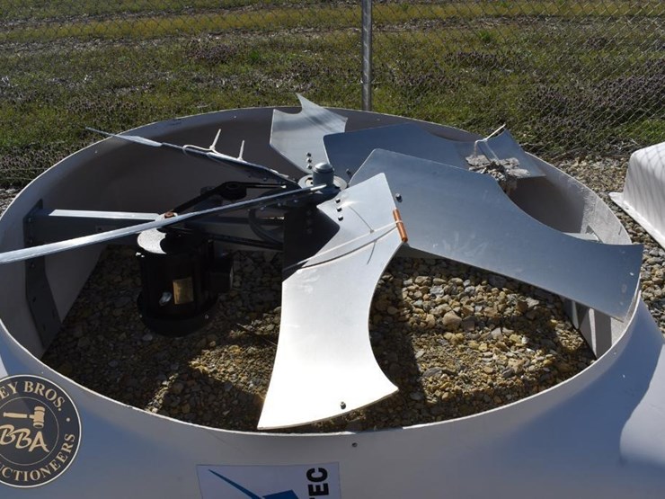 ventec-72in-barn-fan-38949-image-2