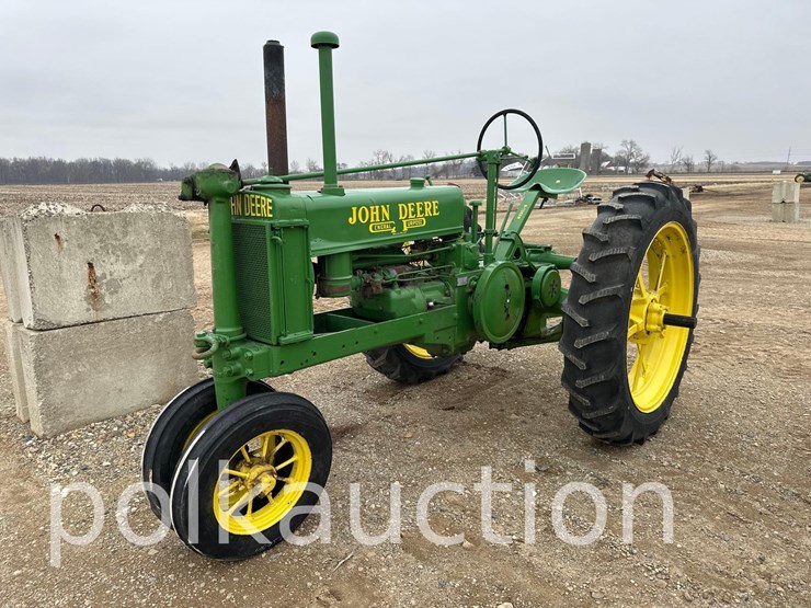 john-deere-b-image-1