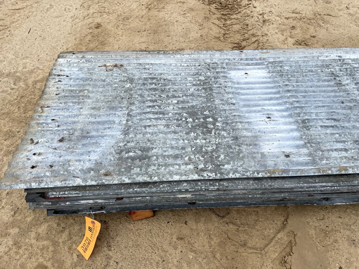 #3976-•-(25)-corrugated-steel-siding-image-9