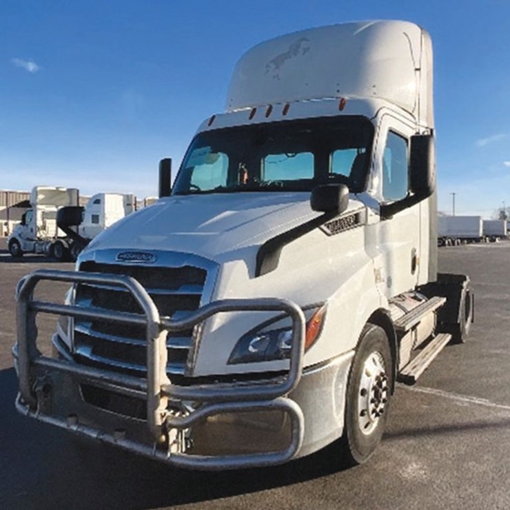 2019 FREIGHTLINER CASCADIA 116