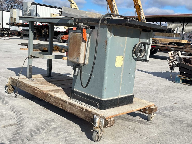 #5428-•-table-saw-image-3