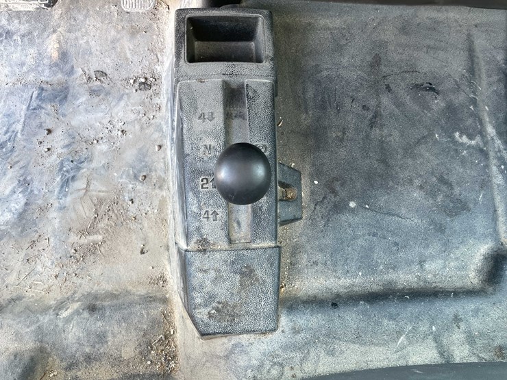 2015-chevrolet-1500-image-73