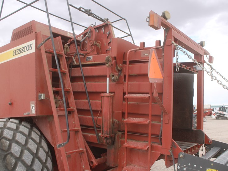 hesston-4910-image-40
