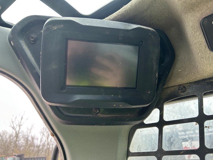 2022-bobcat-t66-image-21