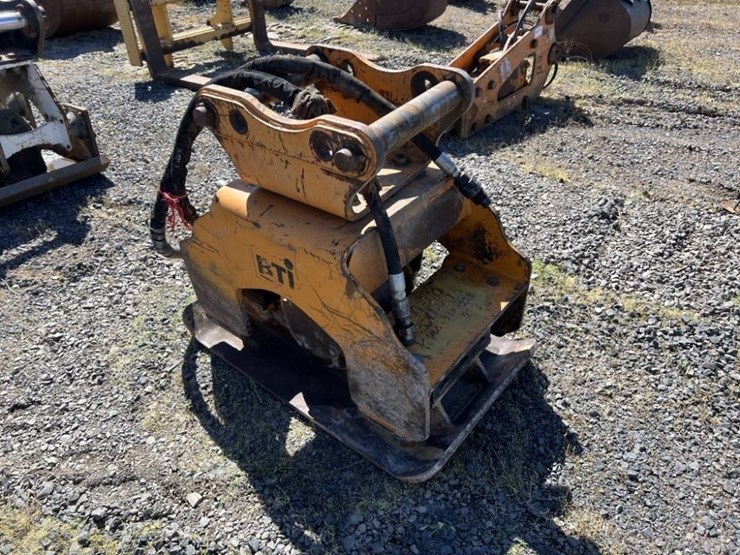 bti-plate-compactor-image-3