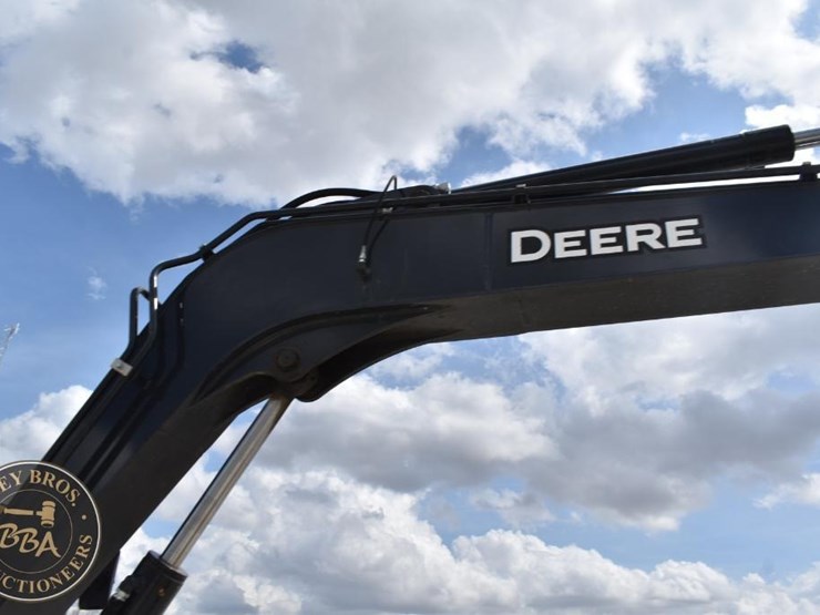 2021-deere-85g-image-20