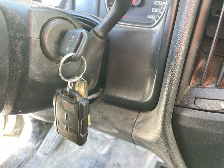 2015-chevrolet-1500-image-90