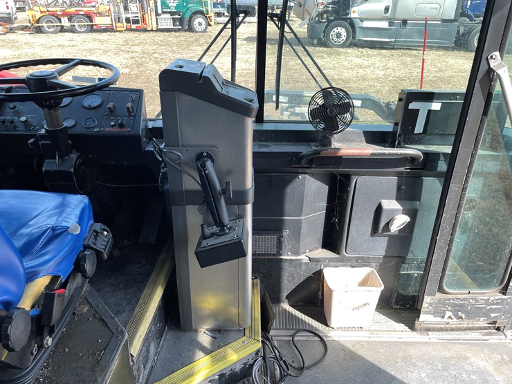 #167-•-2004-gillig-passenger-bus-(has-wi-title)-image-22