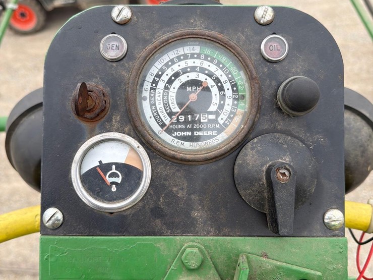 john-deere-734-image-19