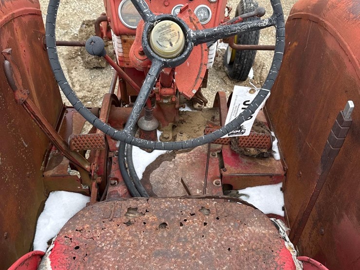 case-ih-560-image-10