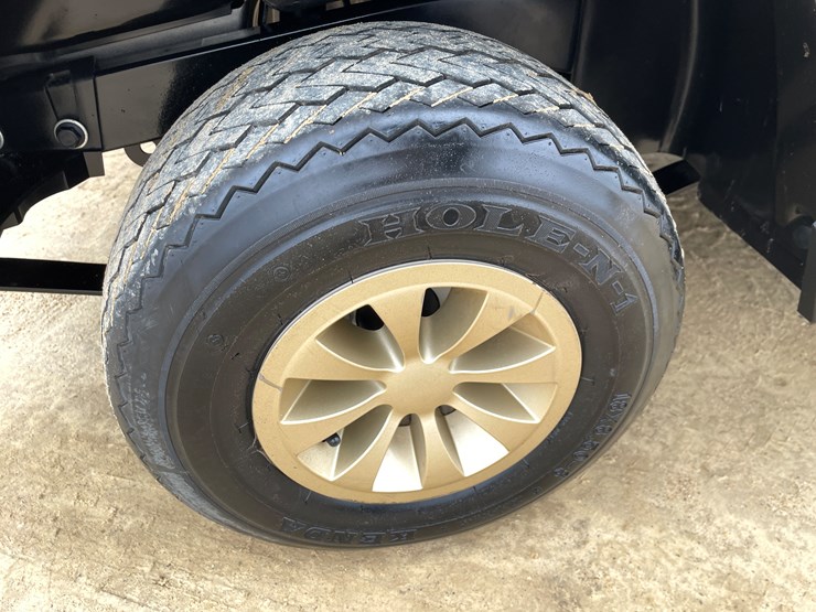 #605-•-ez-go-rxv-electric-golf-cart-image-47