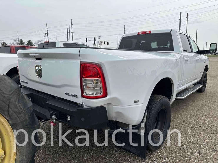 2022-dodge-3500-image-9