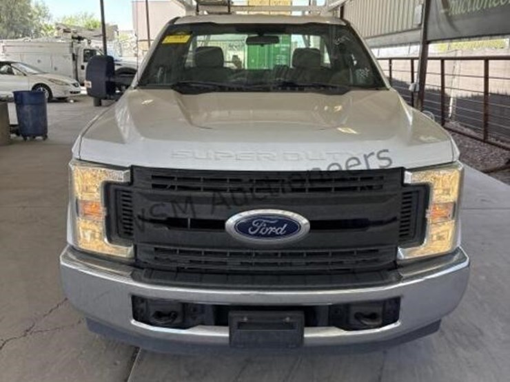 2017-ford-f250-image-3