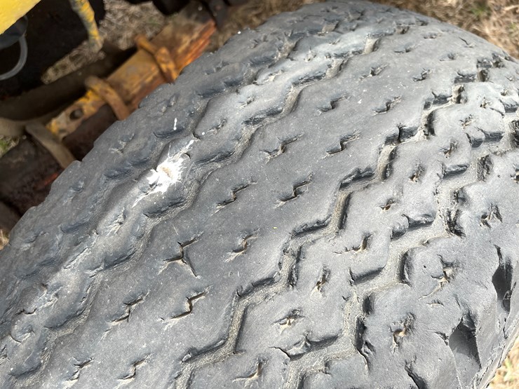 #173-•-otis-ut-50-gas-powered-rough-terrain-forklift-image-50