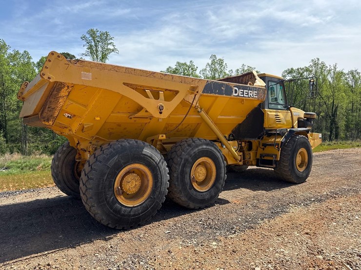 2012-deere-300d-ii-image-3