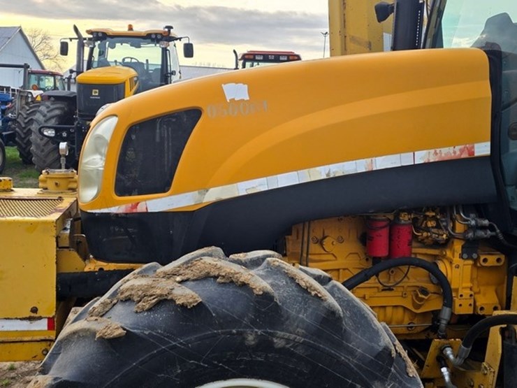 2006-new-holland-ts135a-image-10