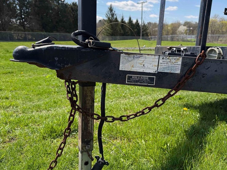 2012-premier-24’-tandem-axle-trailer-image-10