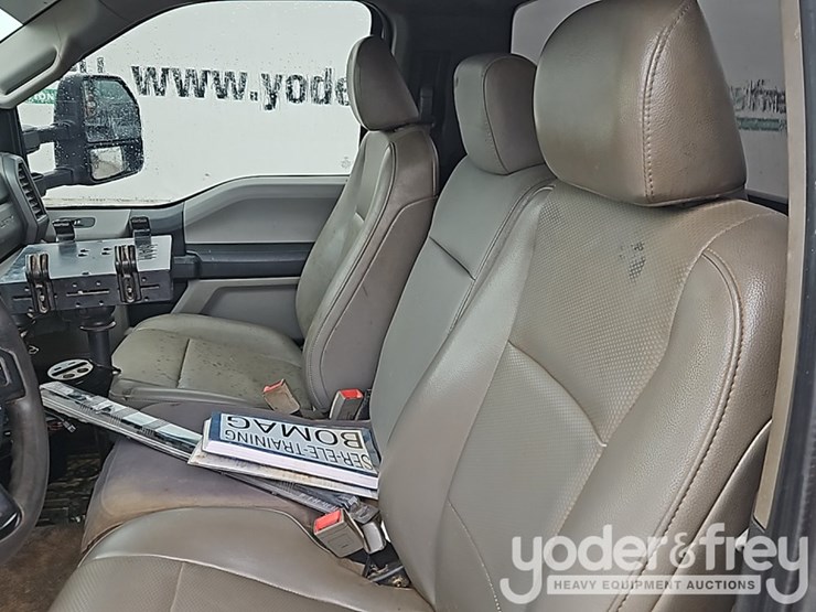 2018-ford-f550-xl-image-21