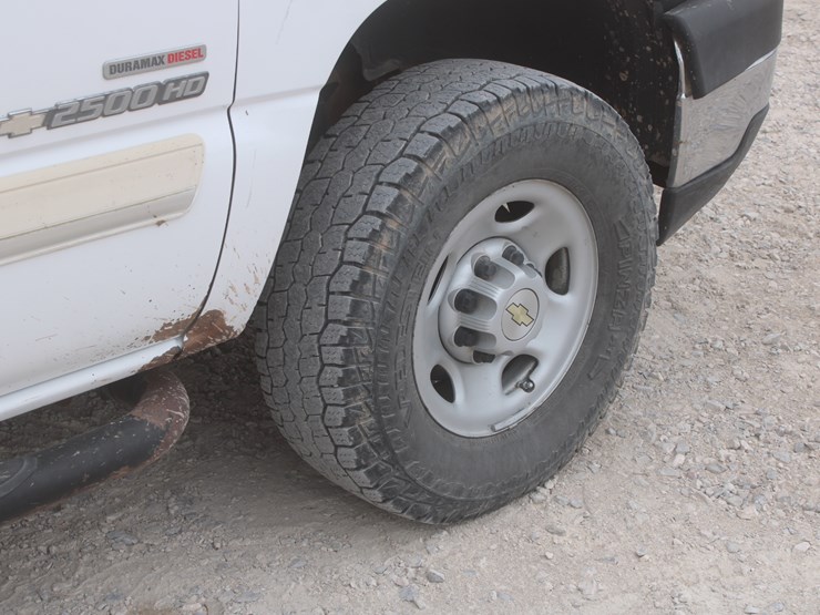 2005-chevrolet-2500-image-16