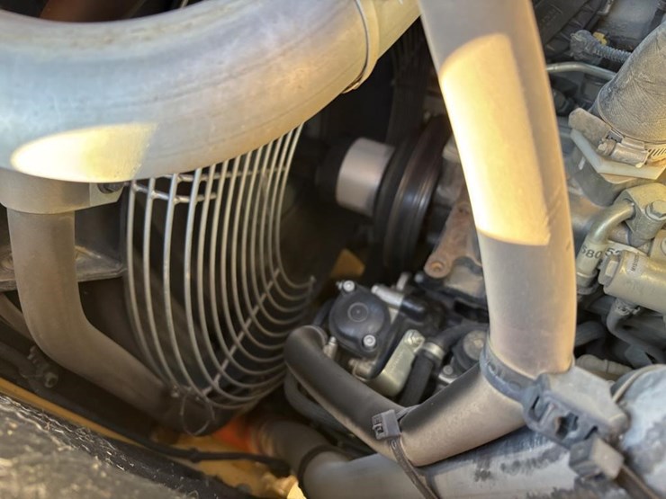 caterpillar-415f2-il-image-53