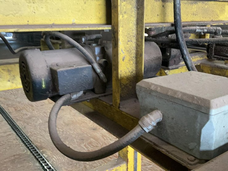 #235-•-lumber-pak-lift-cradle-image-7